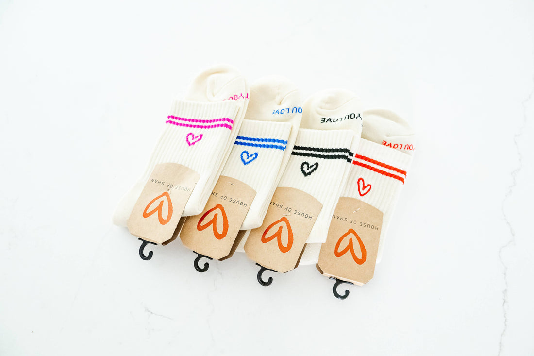 House of Shan "Shortie" Socks: Creme w/Black