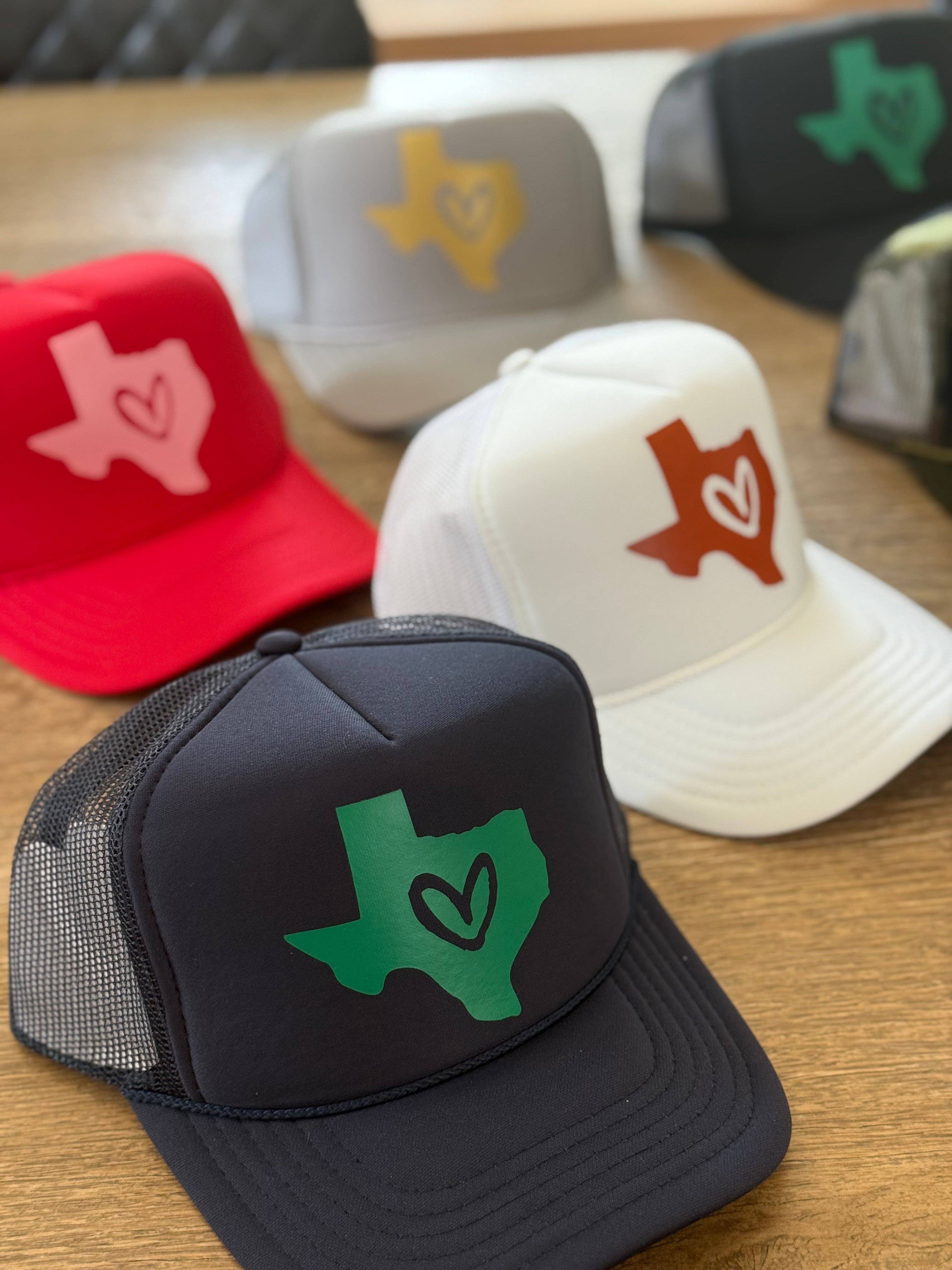 Heart of Texas Trucker: CAMO - PINK