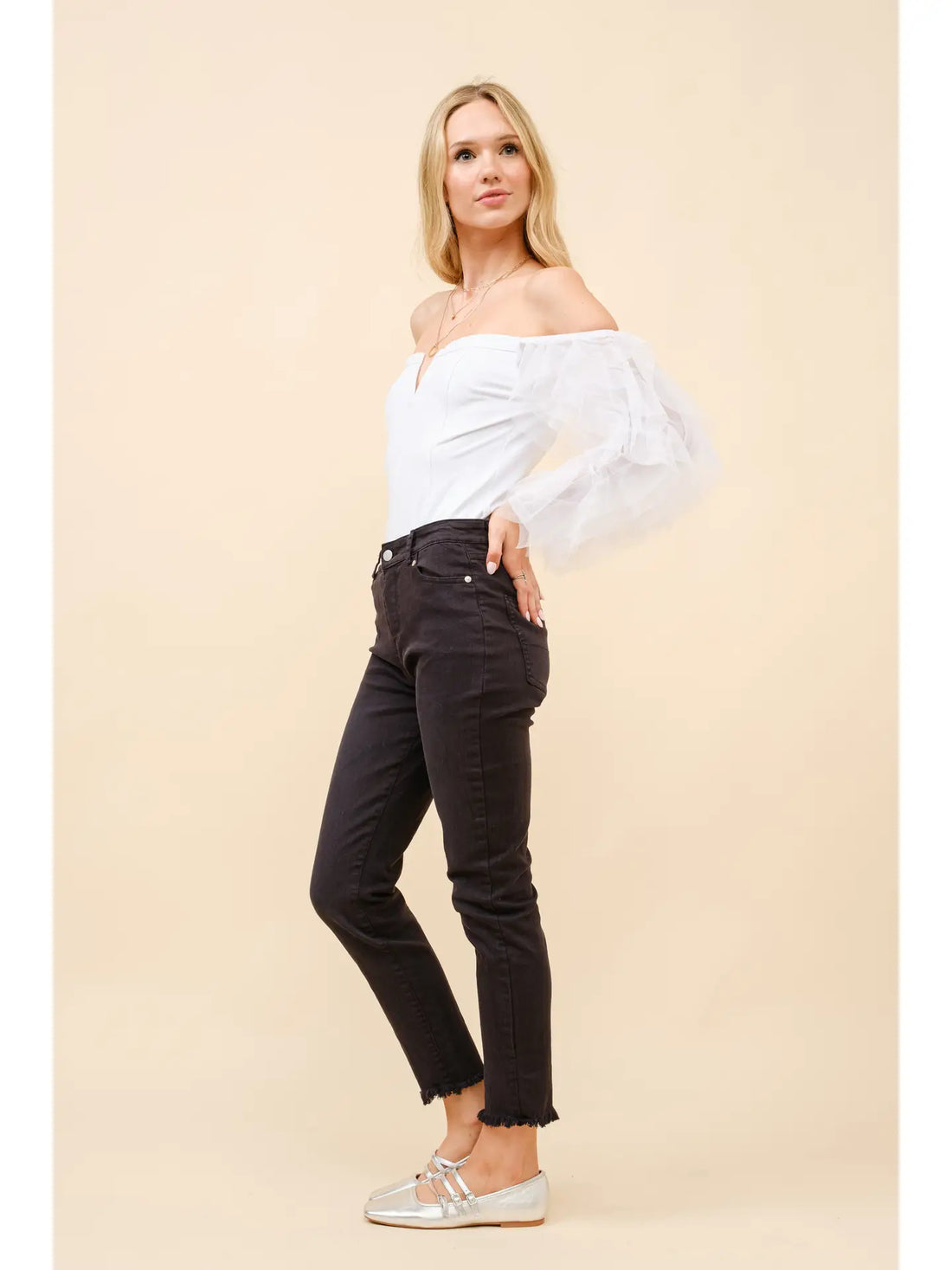 Tulle Ruffle Sleeve V