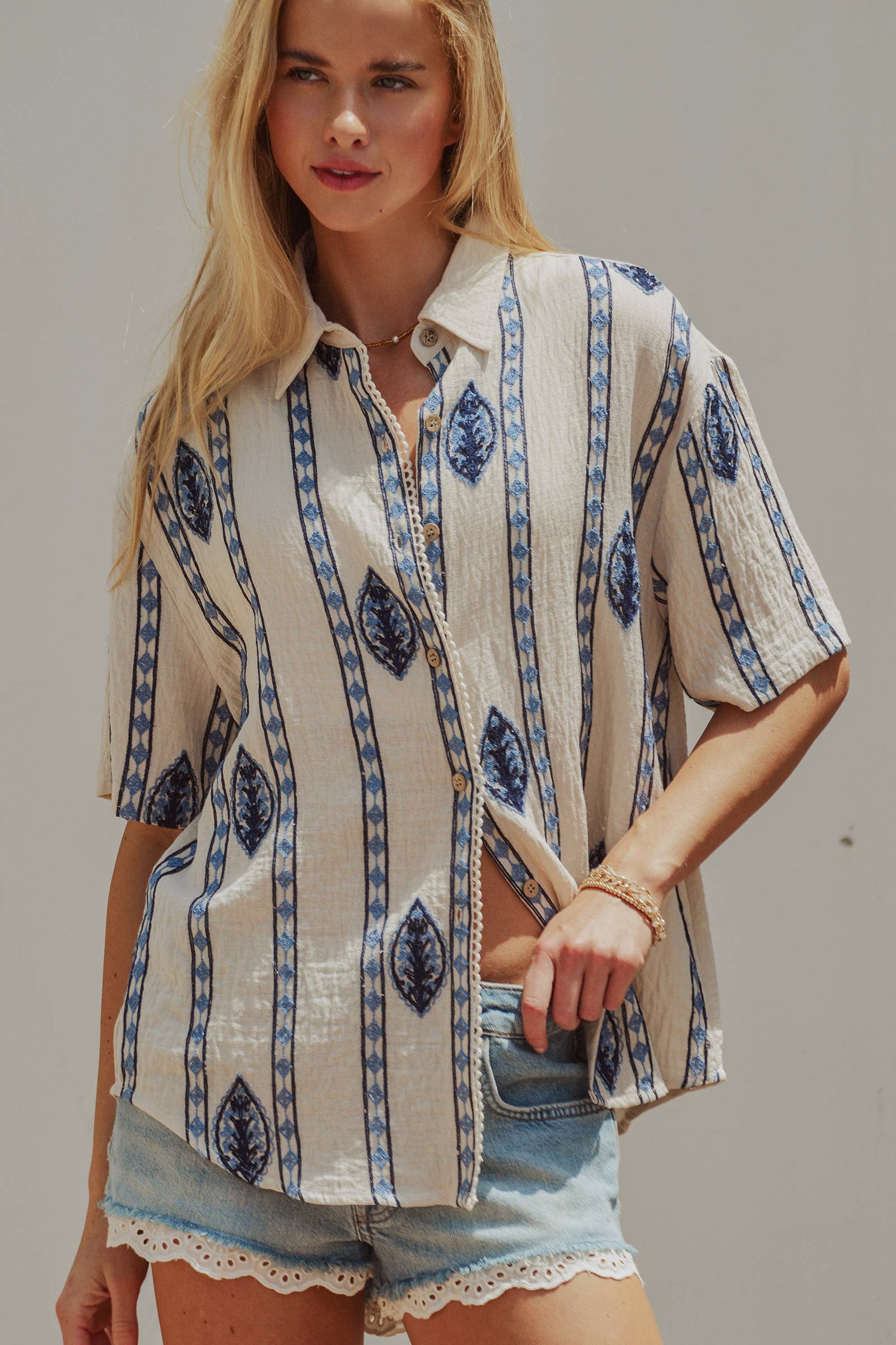 Boho Embroidered Linen Blend Resort Shirt: CREAM BLUE