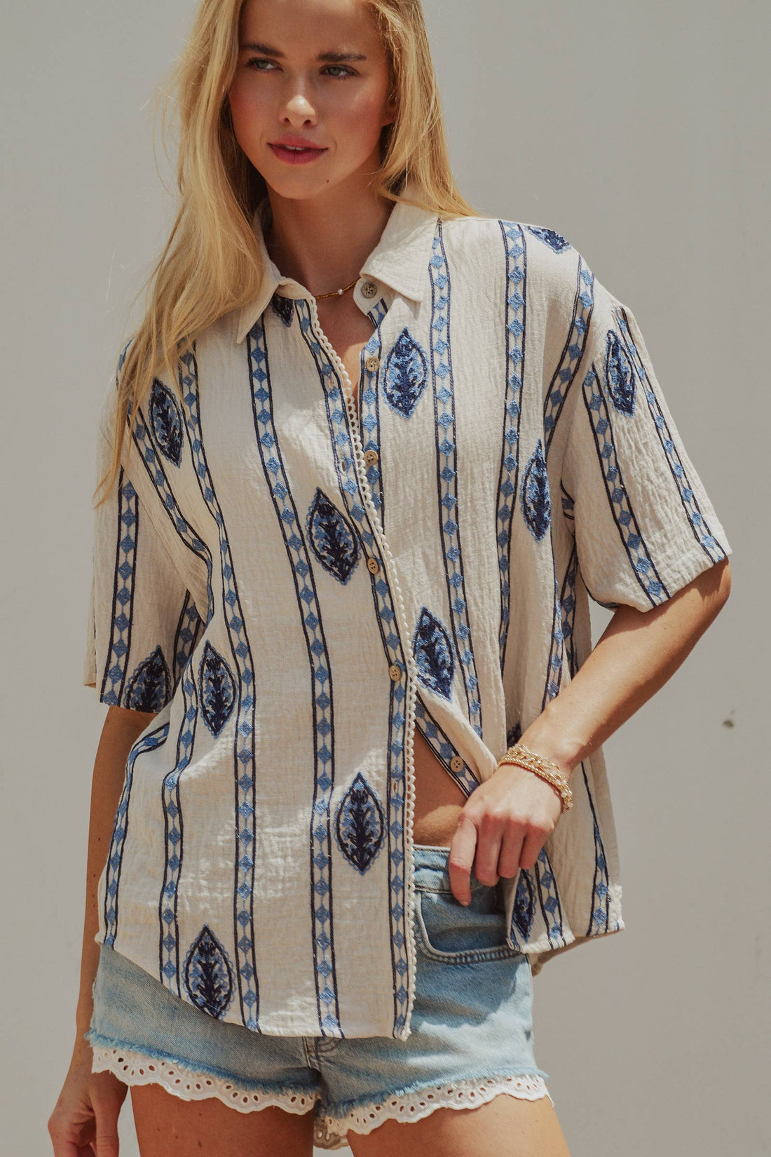 Boho Embroidered Linen Blend Resort Shirt: CREAM BLUE