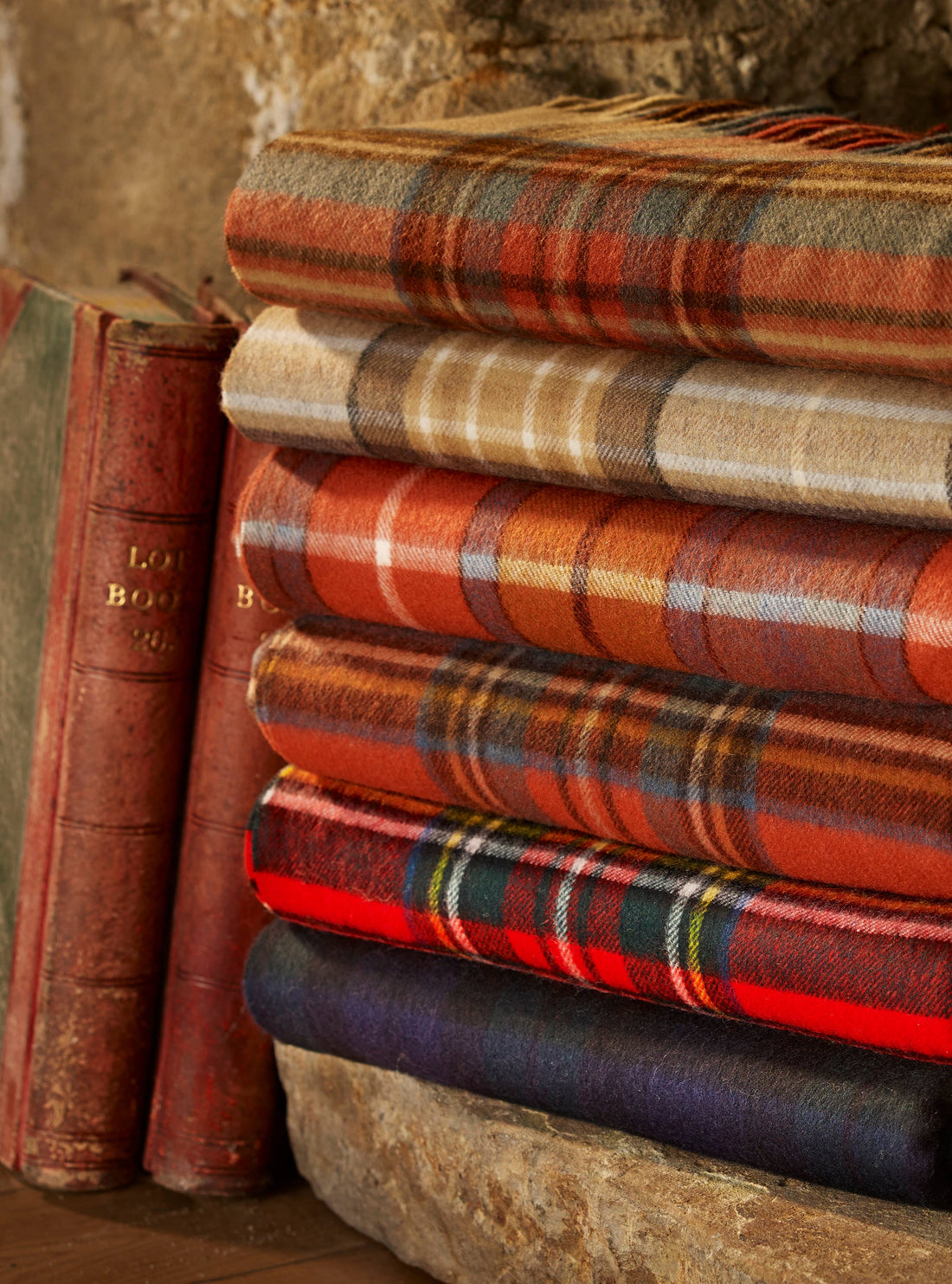 Throw Blankets: Antique Buchanan