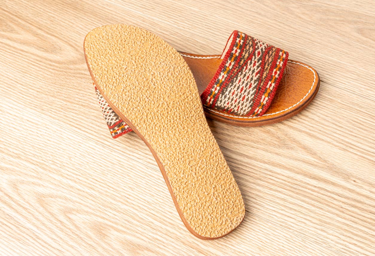 Moroccan Kilim Open-Toe Slides: US-9