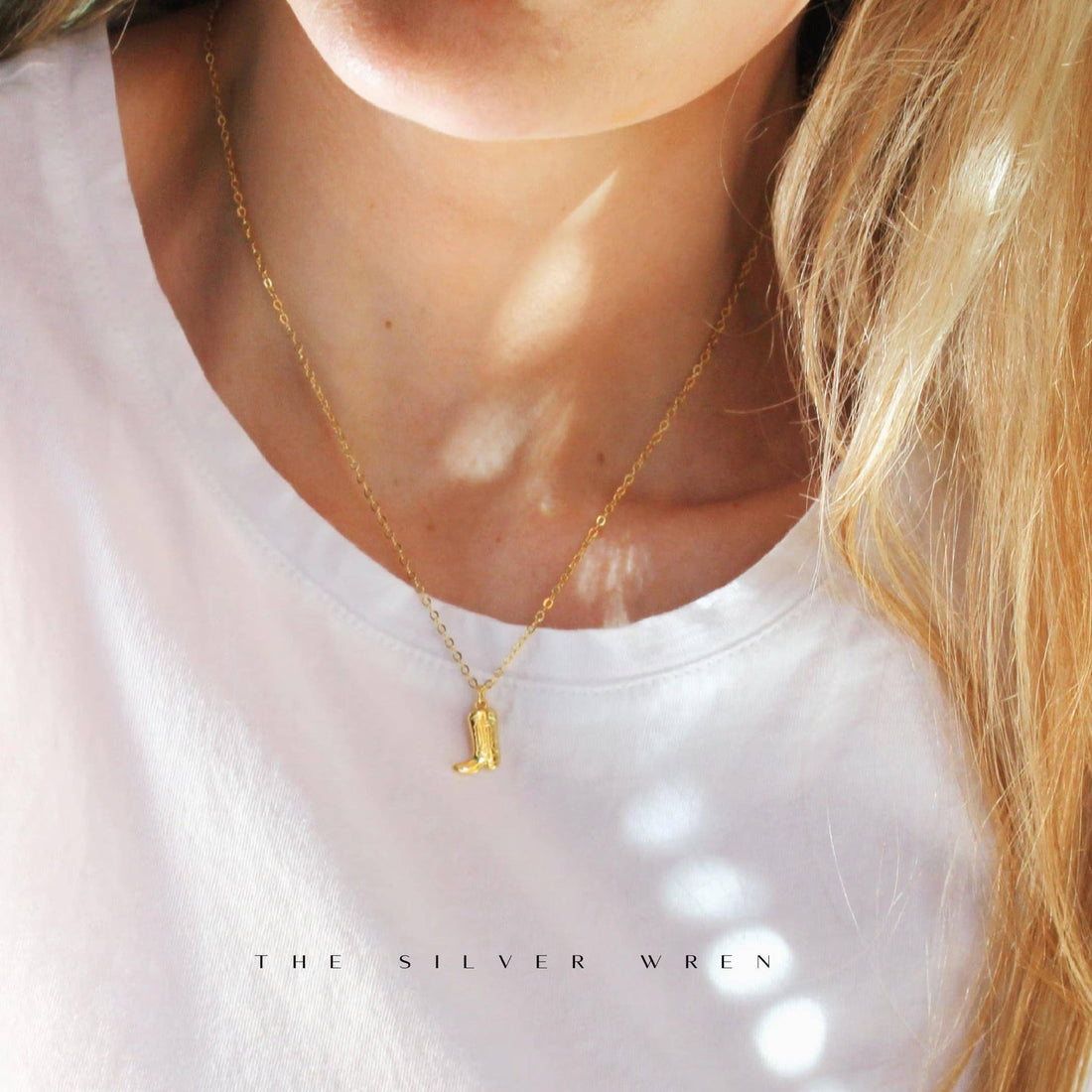 Western Pendant Necklaces: Boot / 16 inch
