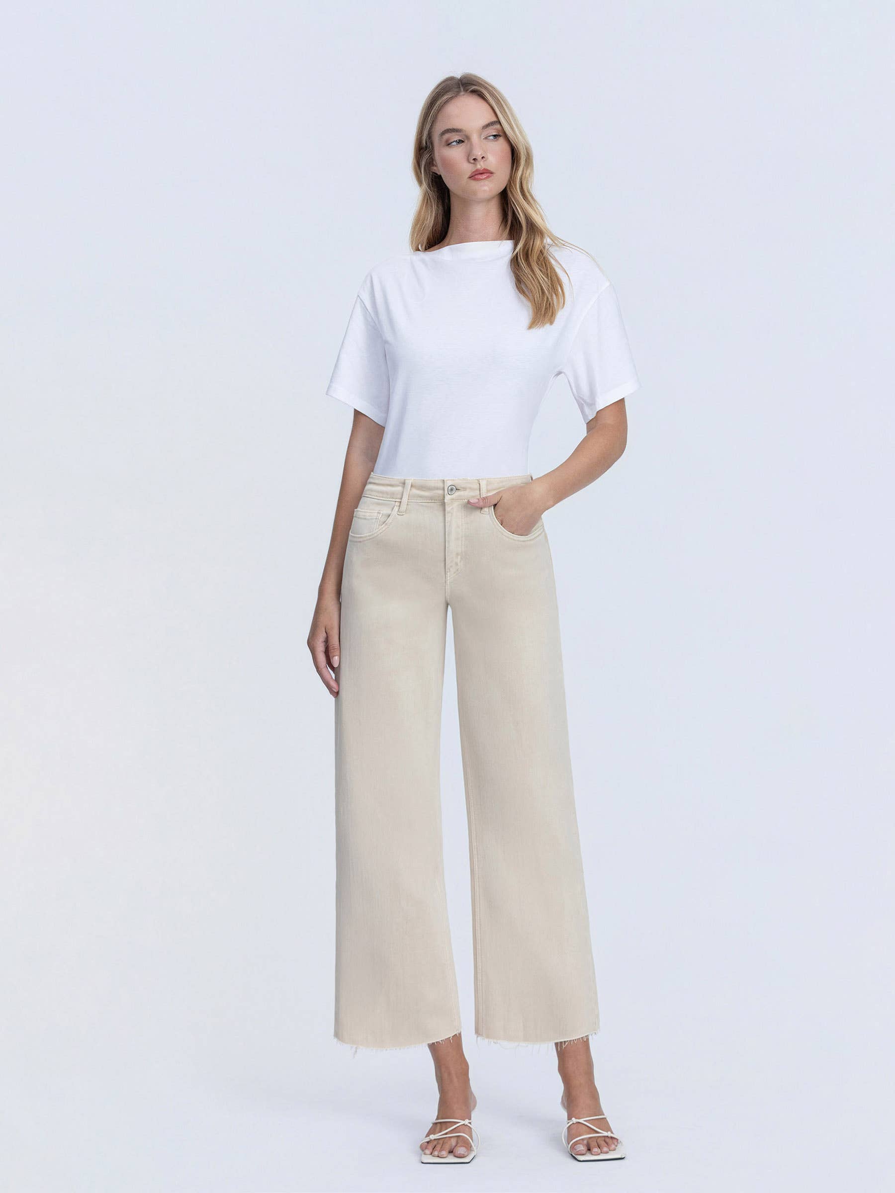 HIGH RISE CROP WIDE LEG JEANS White Swan
