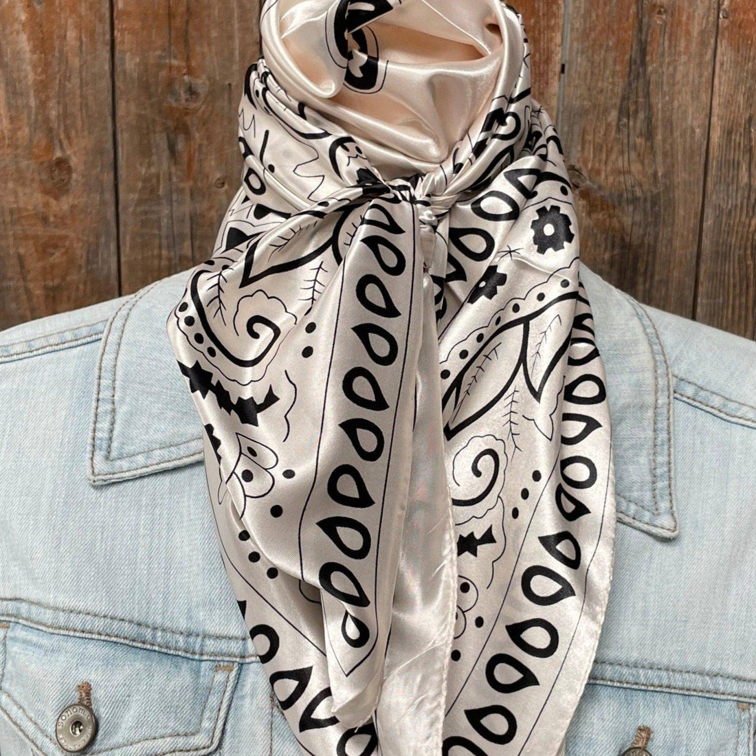 Paisley Cream & Black Wild Rag
