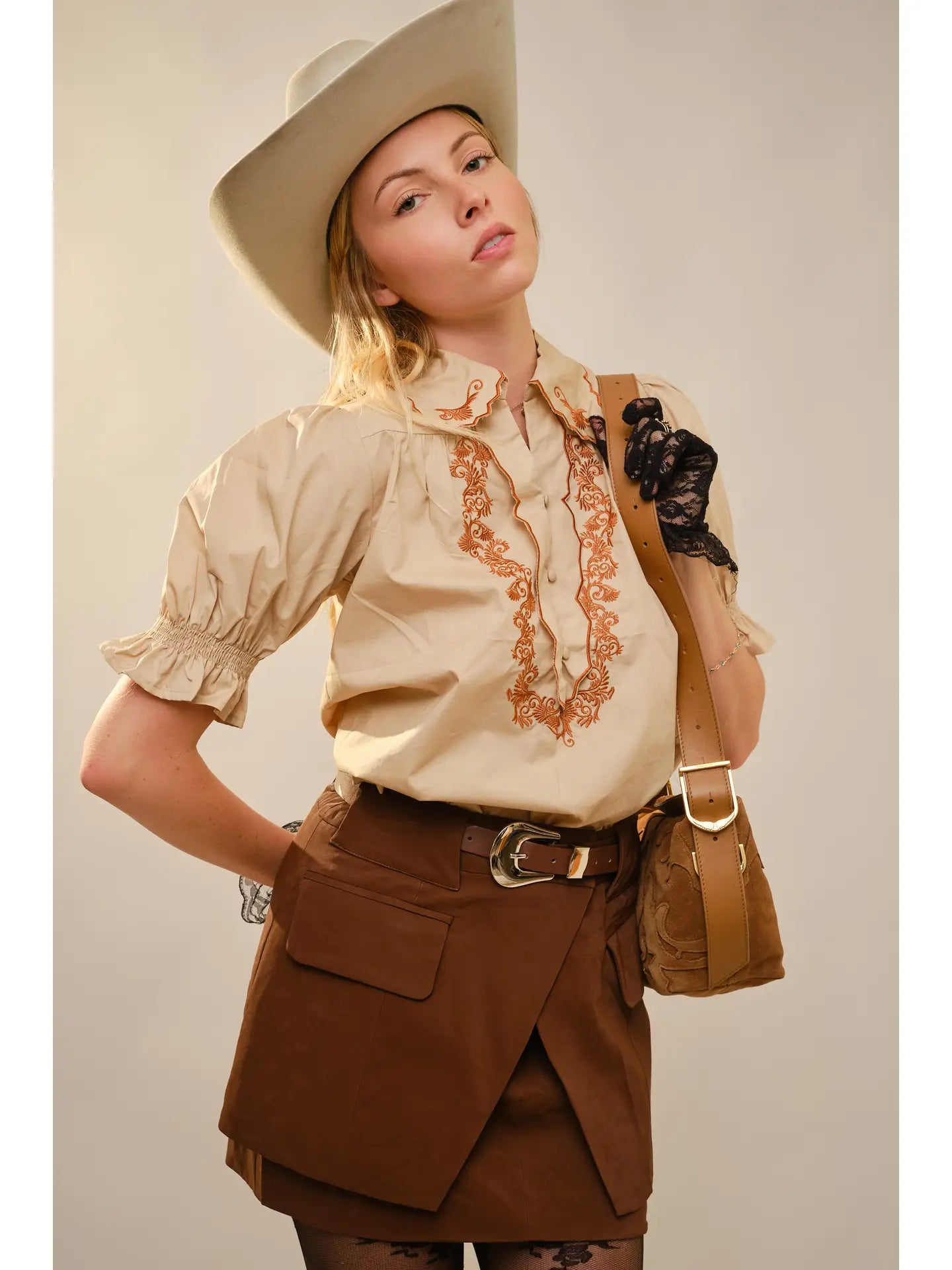 Embroidered Scallop Collar Puff Sleeve Top - Taupe