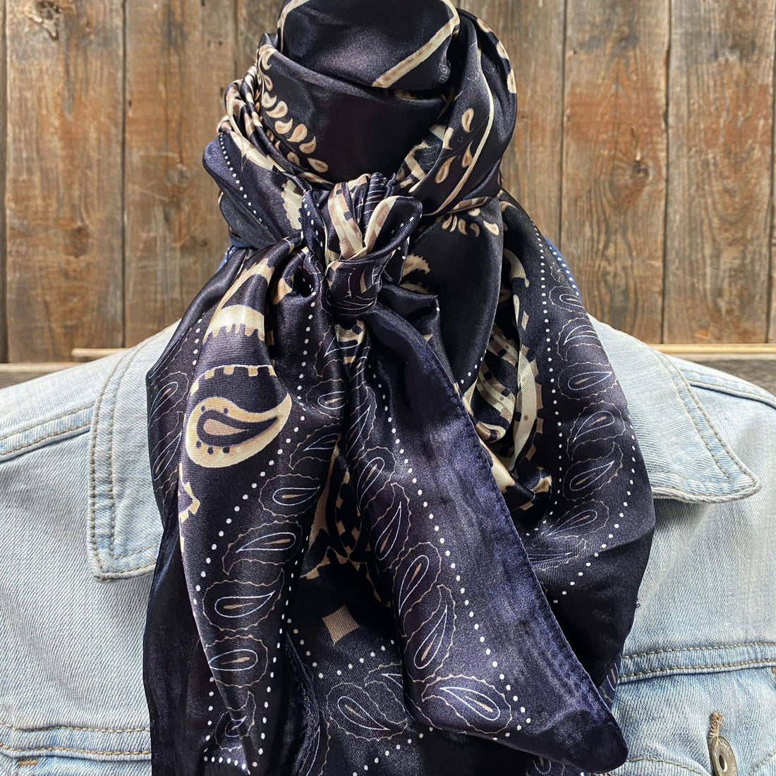 Blue and Cream Paisley Wild Rag