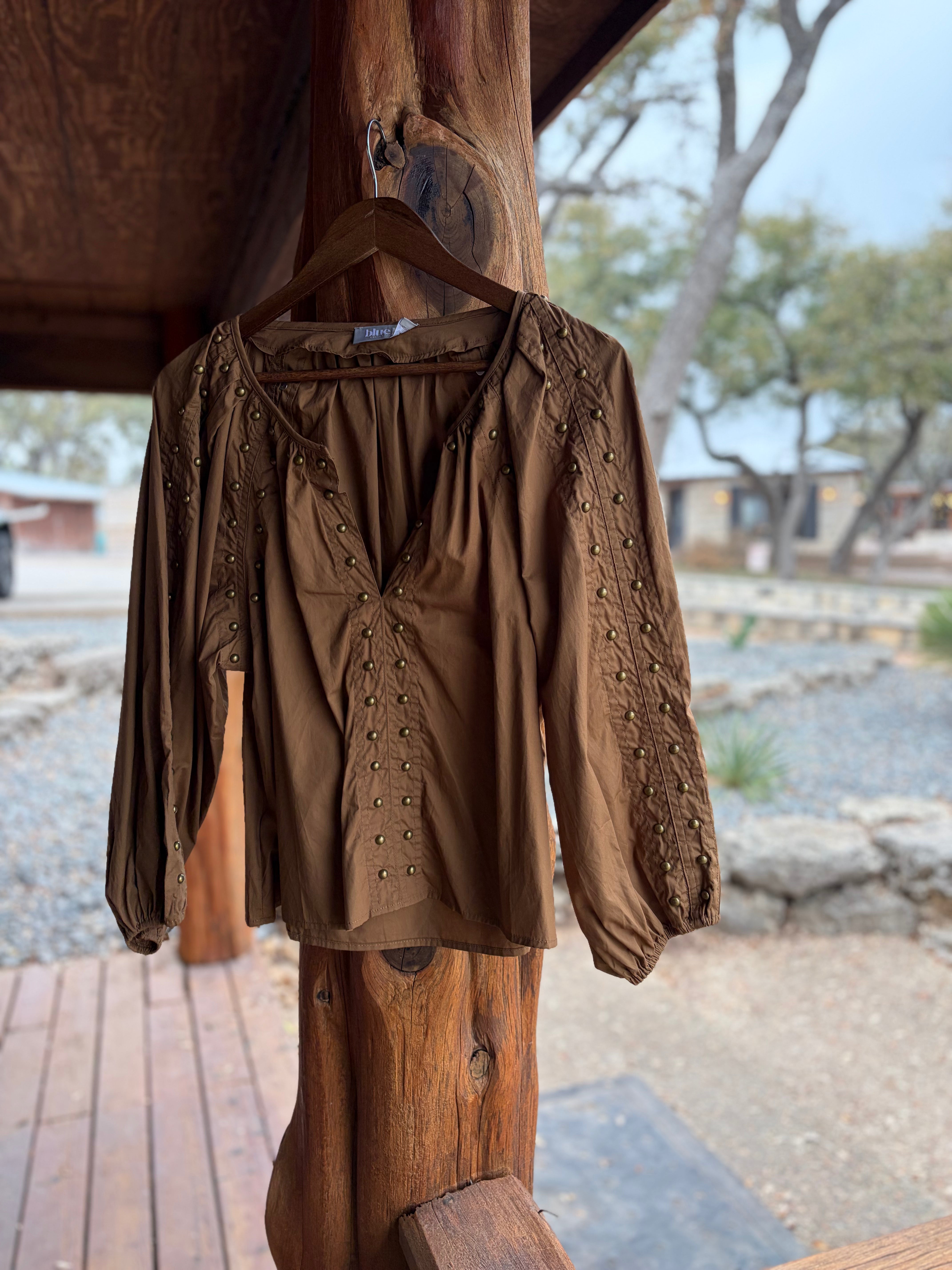 Metal Studs Detailed V Neck Top