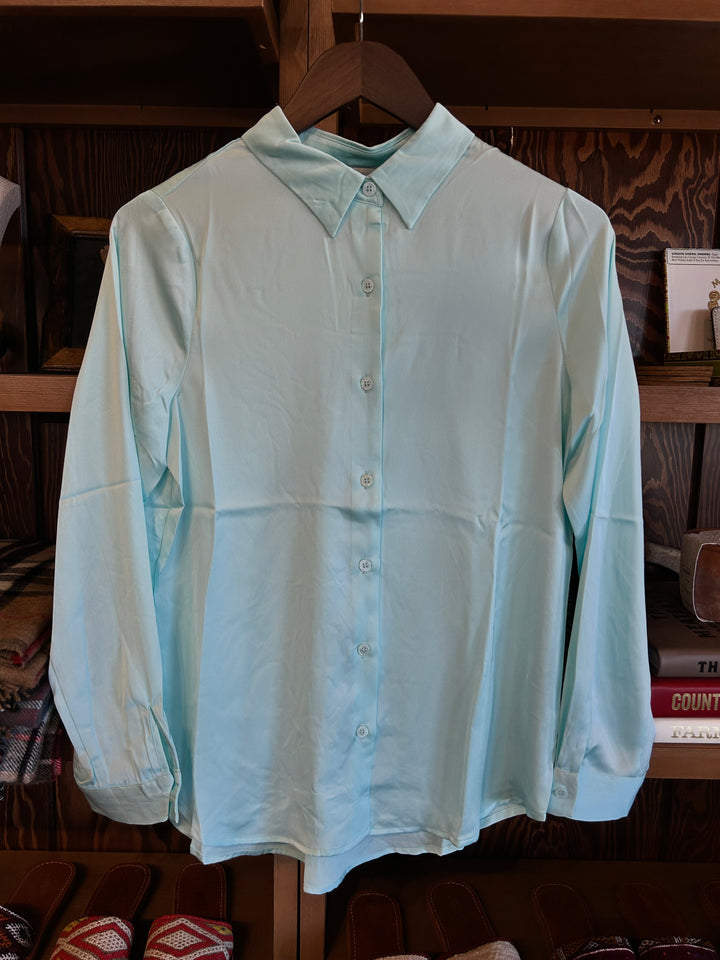 Recycled Classic Button Down - Ice Blue