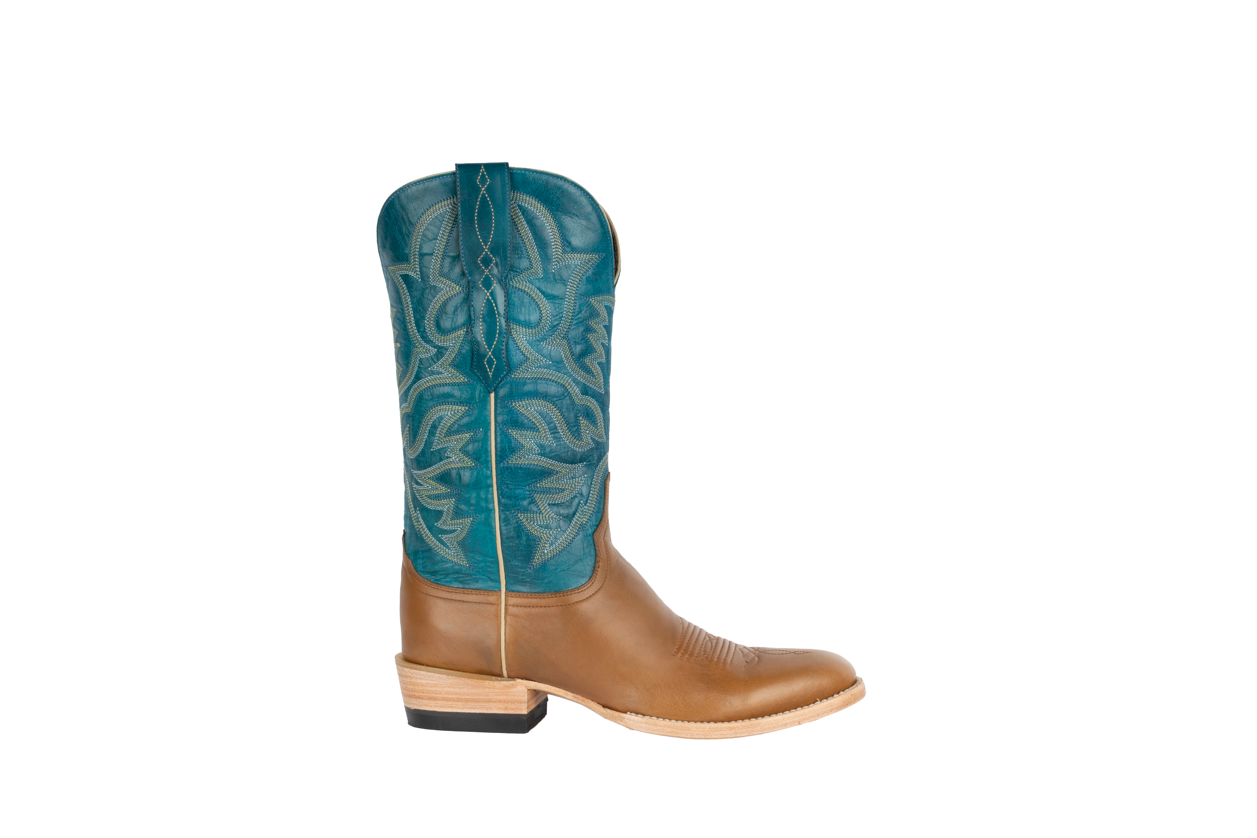 Cowhide Tan - Round Toe