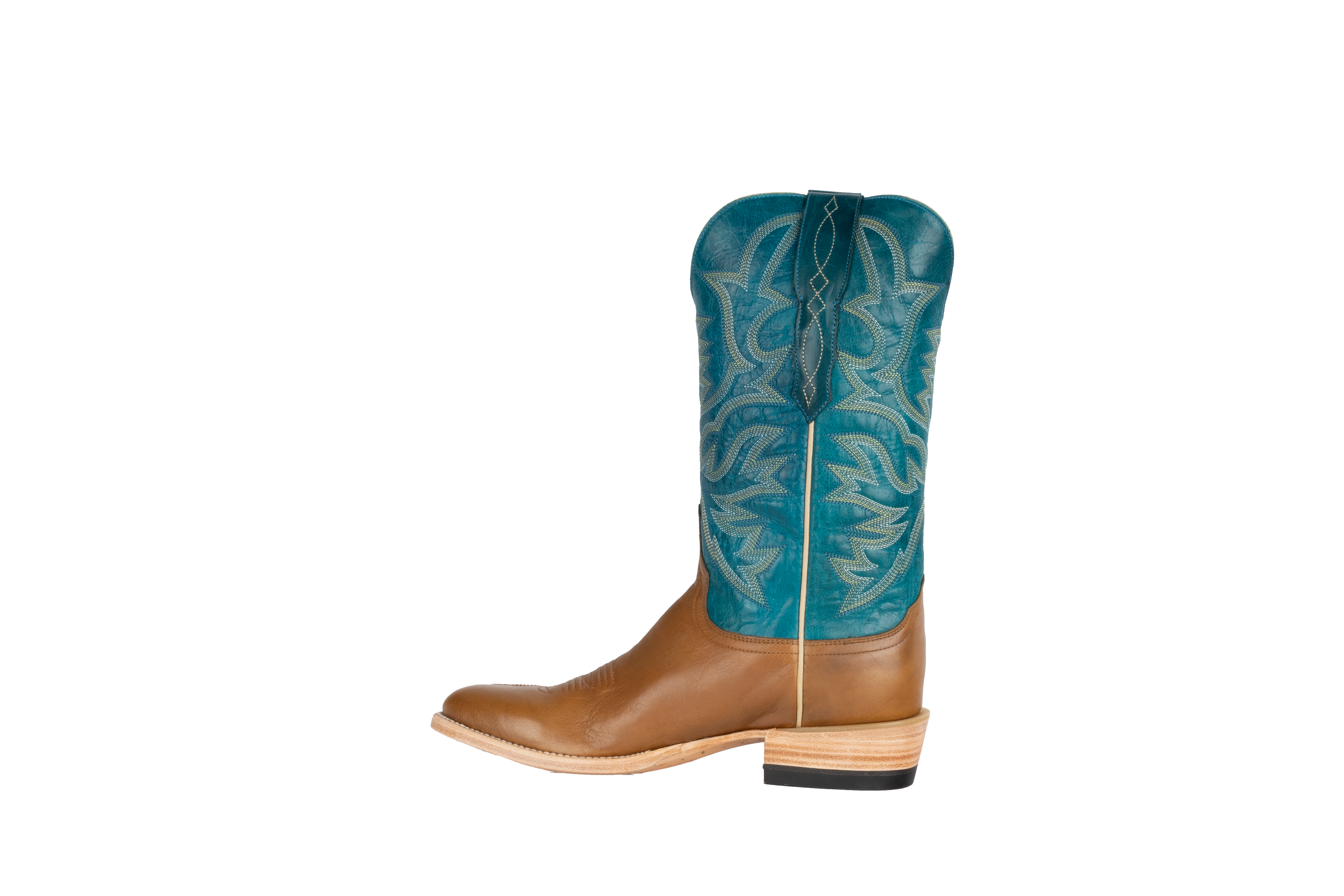 Cowhide Tan - Round Toe