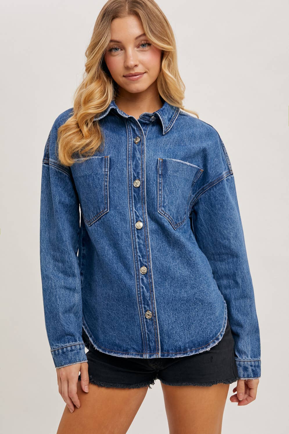 BUTTON DOWN DENIM JACKET: DK.WASH