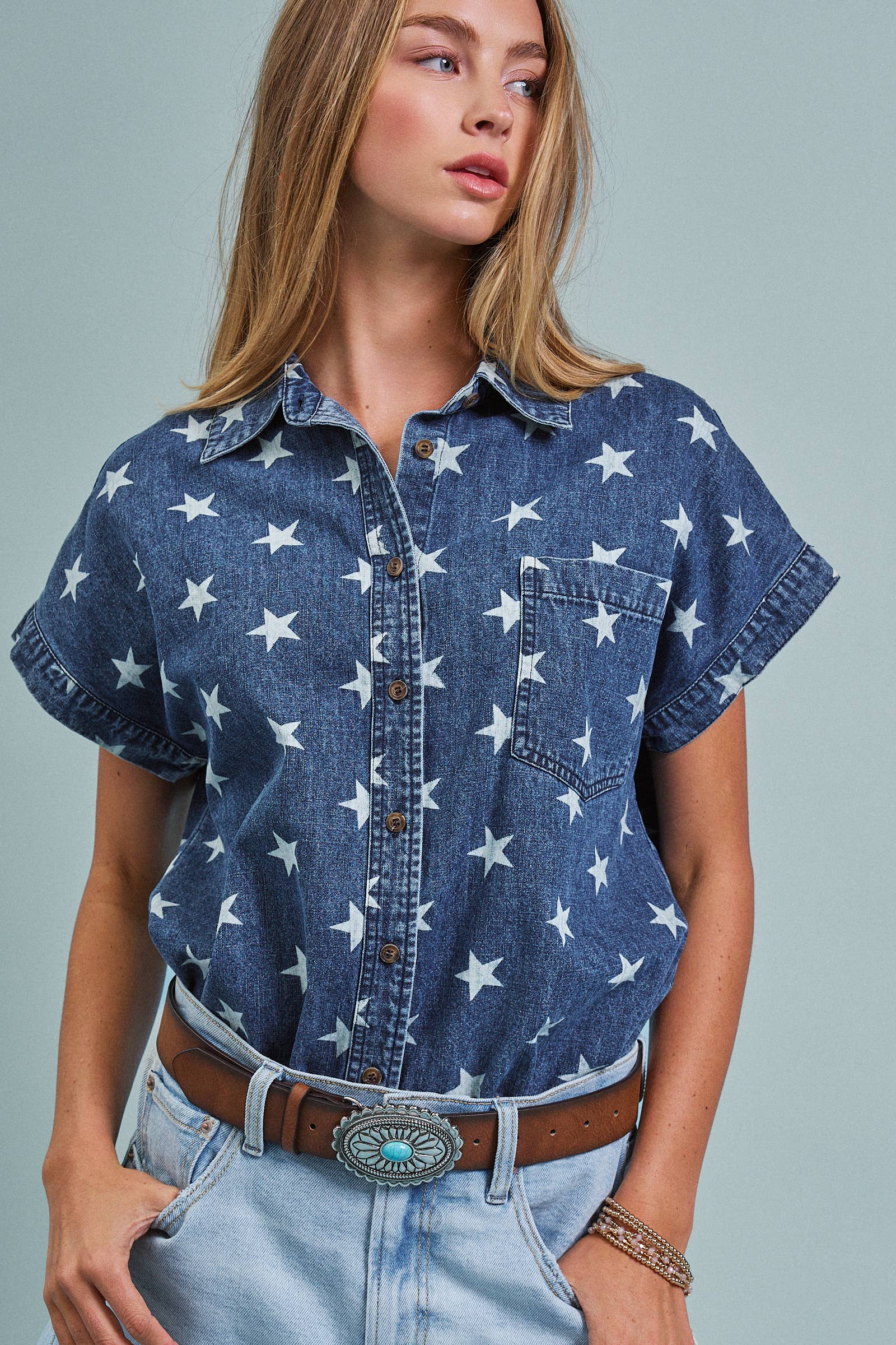 Star Print Chambray Short Sleeve Button Down: DENIM