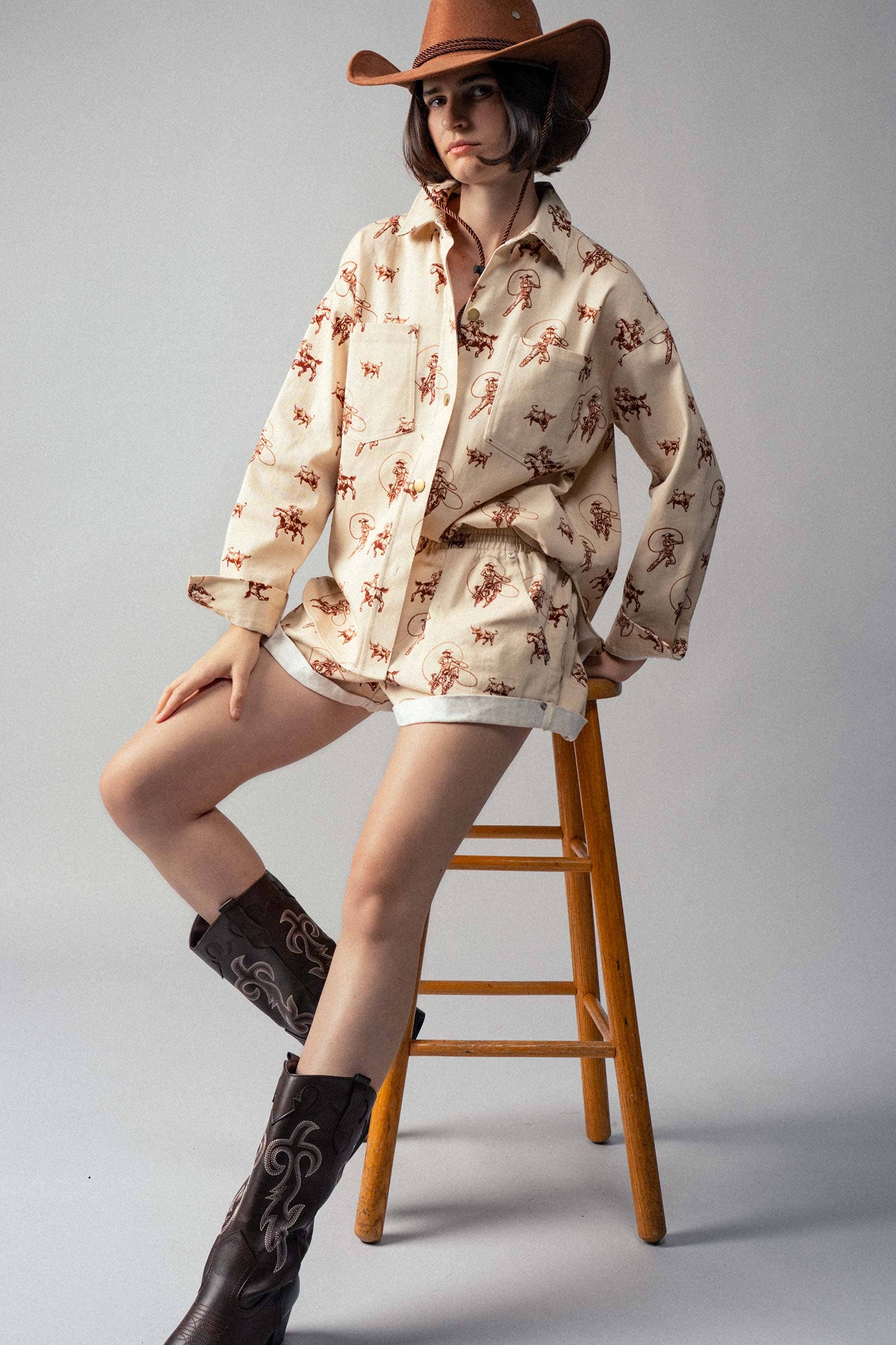 Western Rodeo Ready Roundup Shirt: IVORY