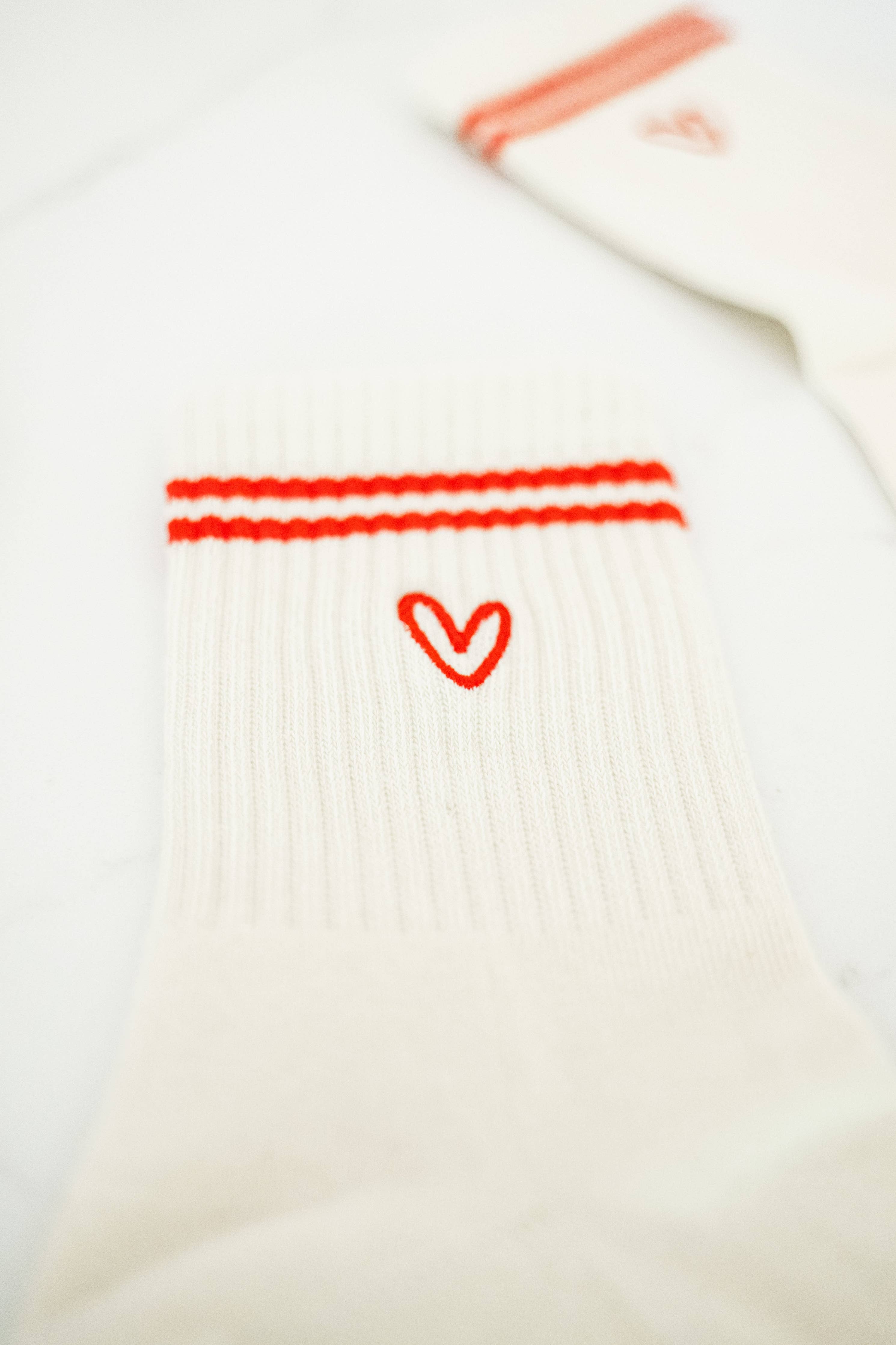 House of Shan "Shortie" Socks: Creme w/Black