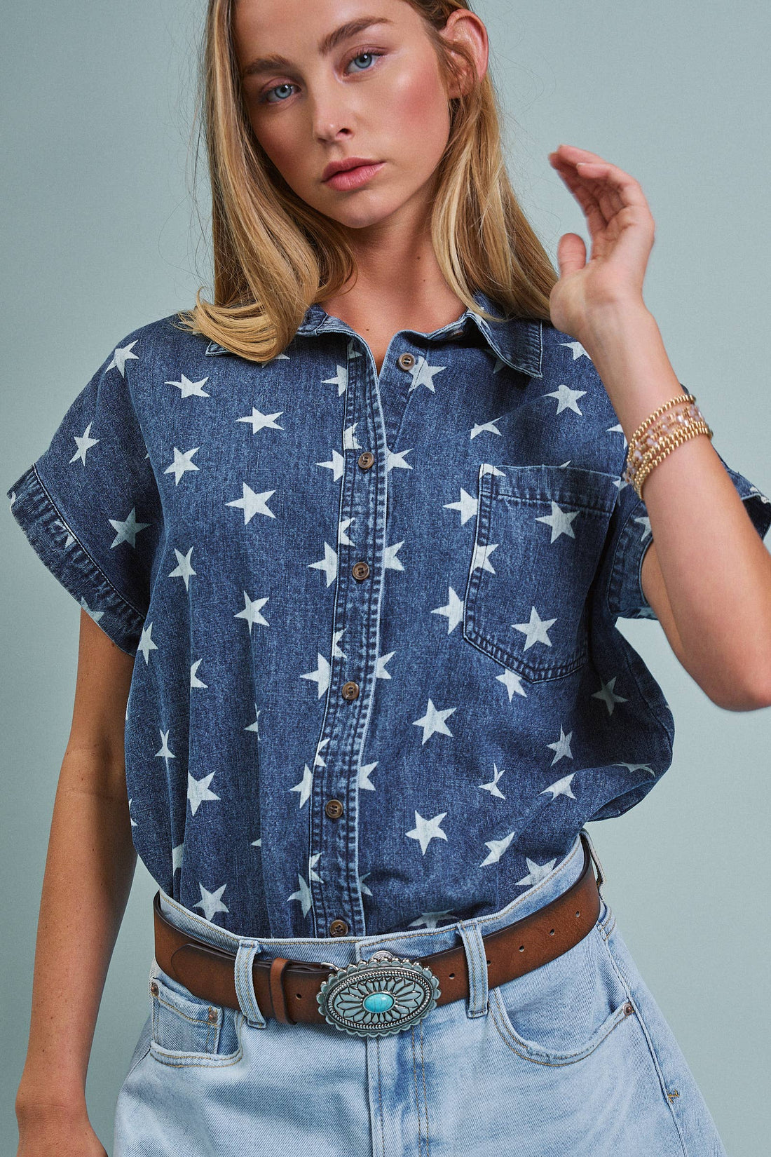 Star Print Chambray Short Sleeve Button Down: DENIM