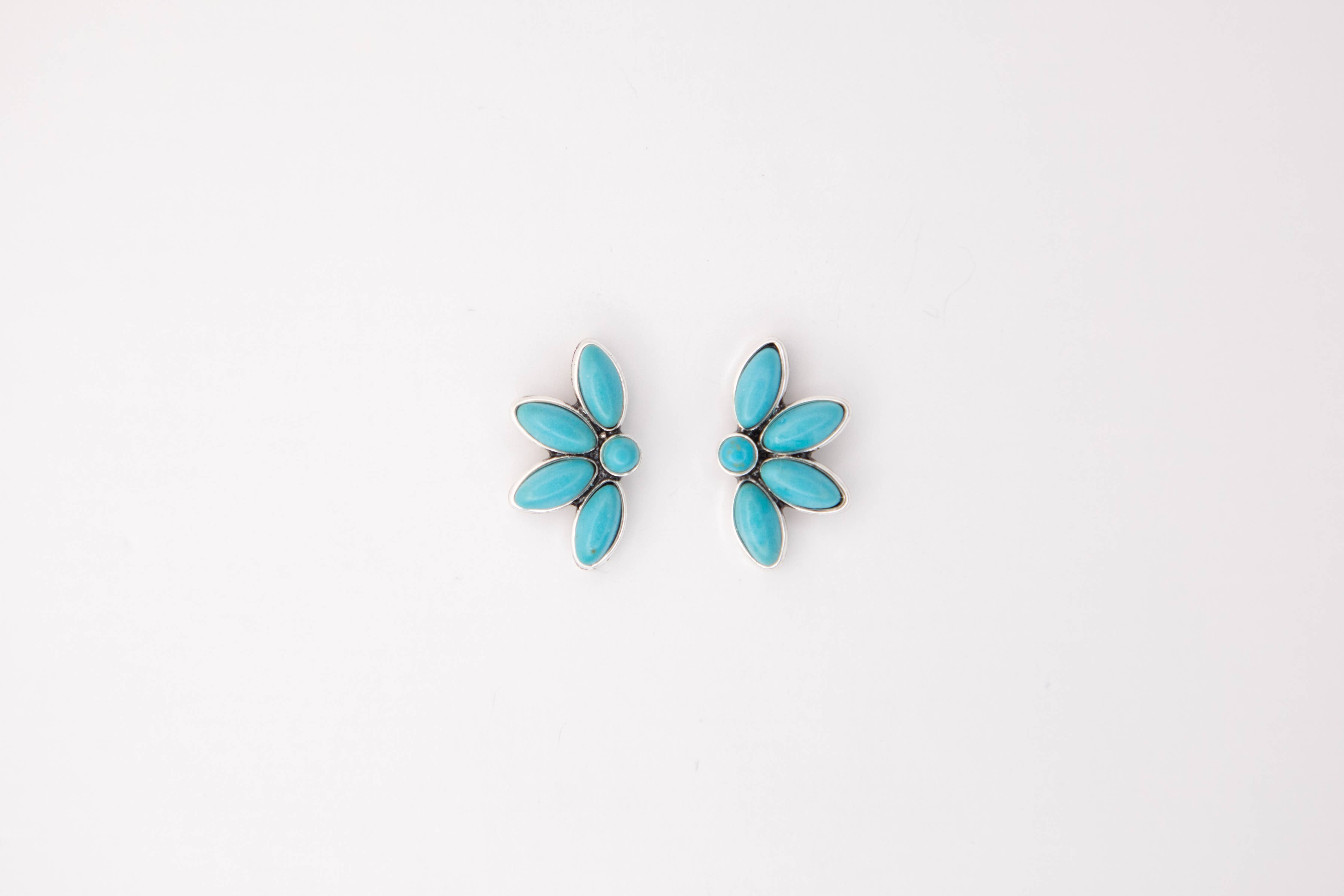 1" Dainty Half Flower Turquoise Post Earring: Gold