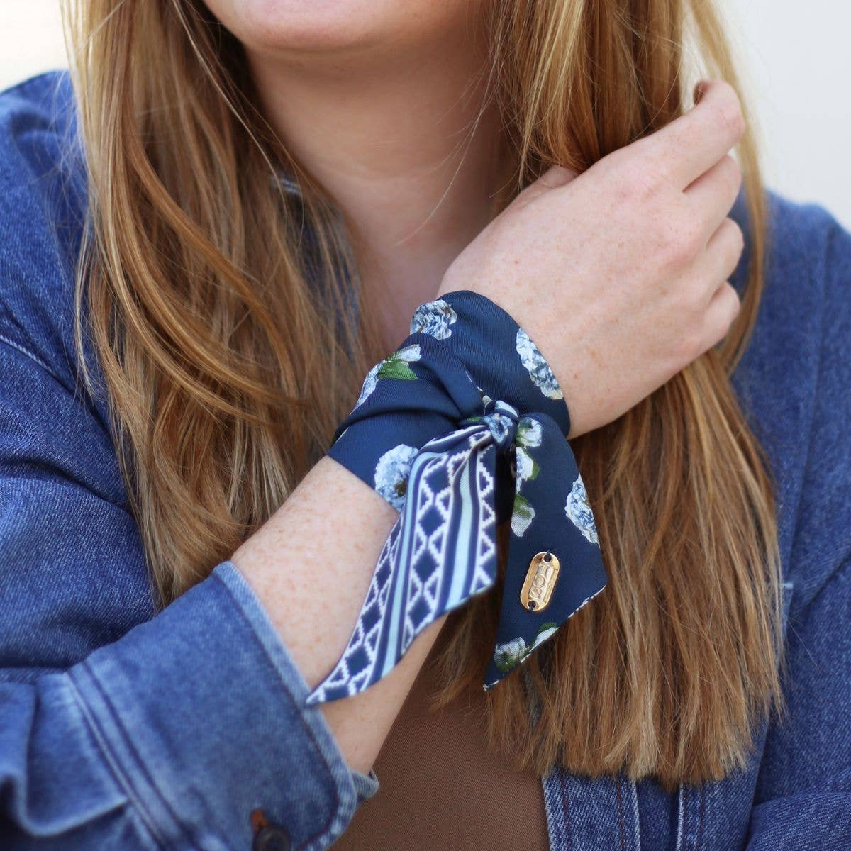 Navy Aztec Floral Lil Twilly Scarf 33" | Wrist Scarf: Giftable Cube
