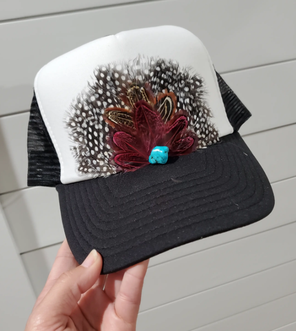 Western Feather Crown Trucker Hat: Grey