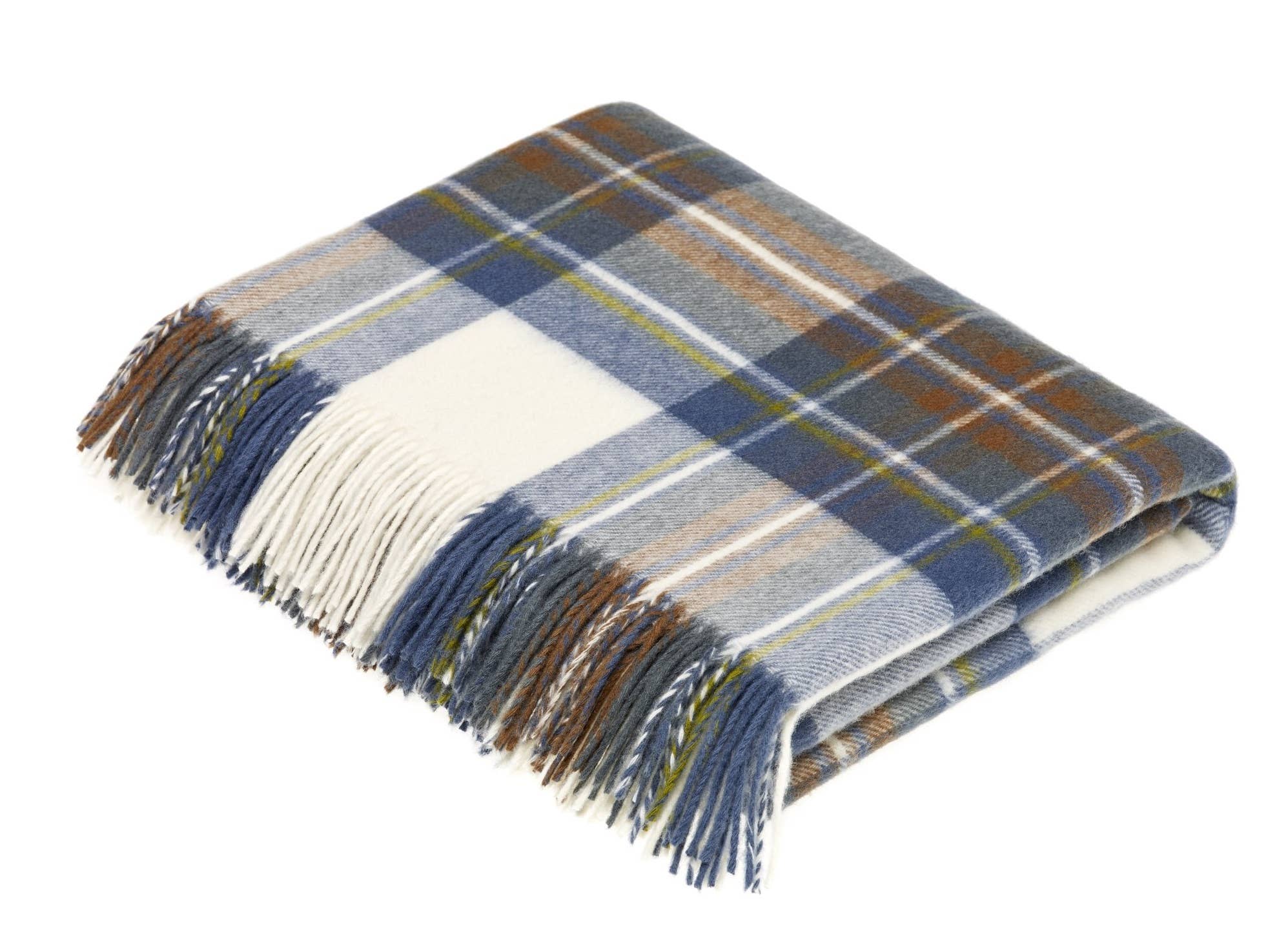 Throw Blankets: Antique Buchanan