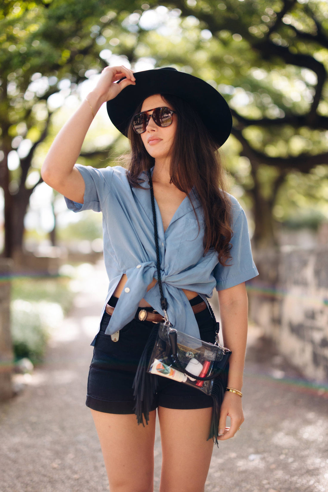 Clear Fringe Crossbody Handbag: Black