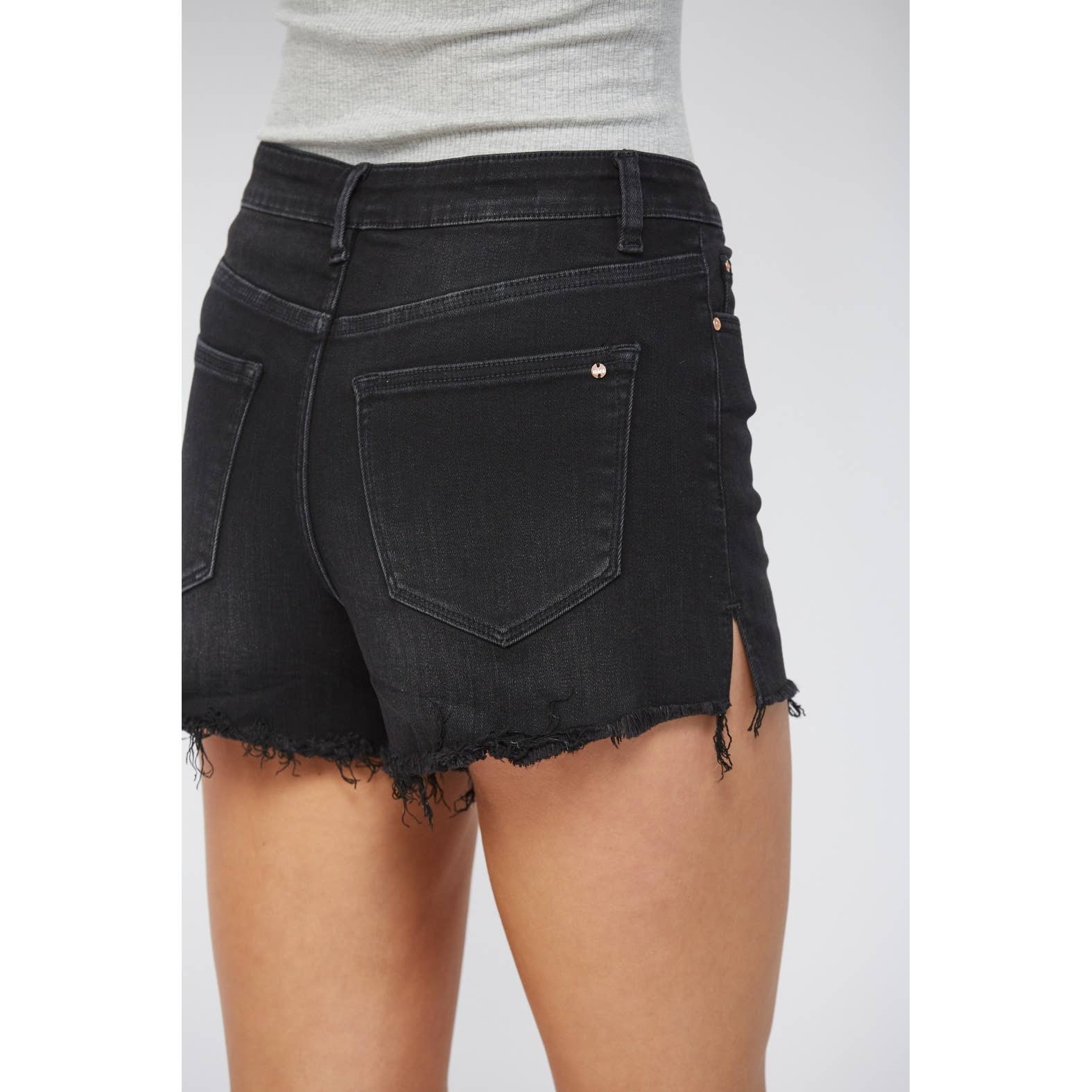 High Rise Split Detailed Shorts: Eerie Black